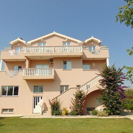 Pansion Kardum Bed & Breakfast Bibinje Exterior photo
