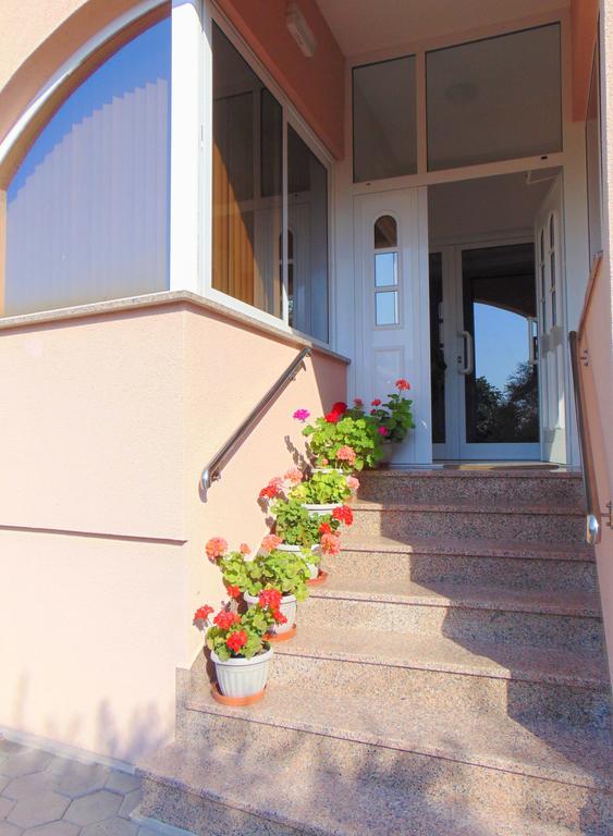 Pansion Kardum Bed & Breakfast Bibinje Room photo